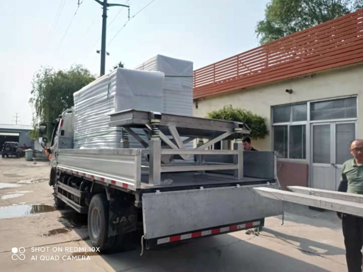 发往内蒙古呼尔浩特 豆芽机 苗菜机 振动筛